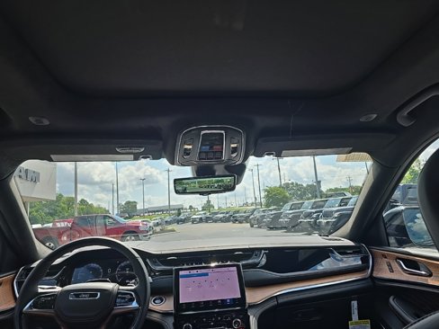 New 2025 Jeep Grand Cherokee L Summit image 22