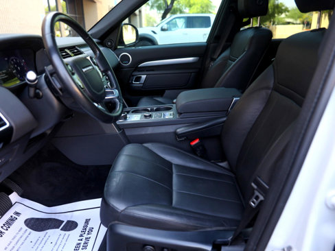 Used 2020 Land Rover Discovery Landmark image 49