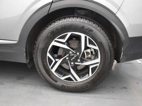 Used 2024 Kia Sportage LX image 36