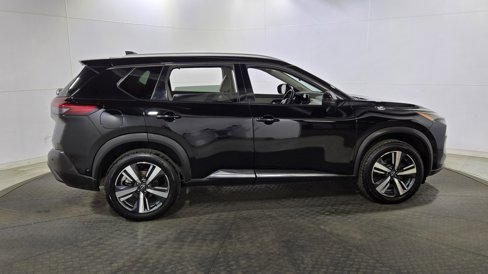 Used 2023 Nissan Rogue SL w/ SL Premium Package image 8