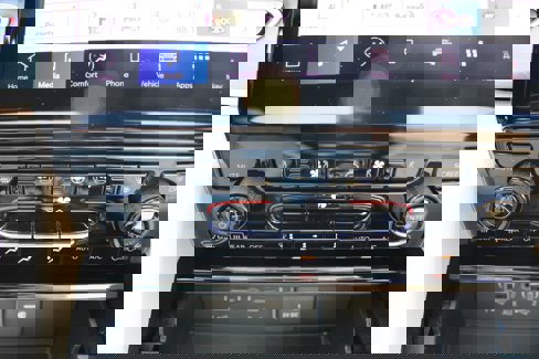 New 2025 Jeep Grand Cherokee L Limited image 18