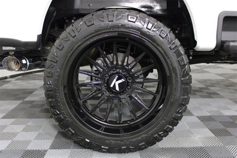 Used 2025 Ford F350 Platinum image 12