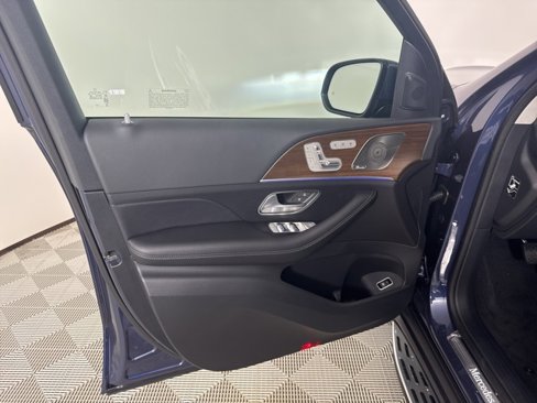 New 2026 Mercedes-Benz GLS 450 4MATIC image 10