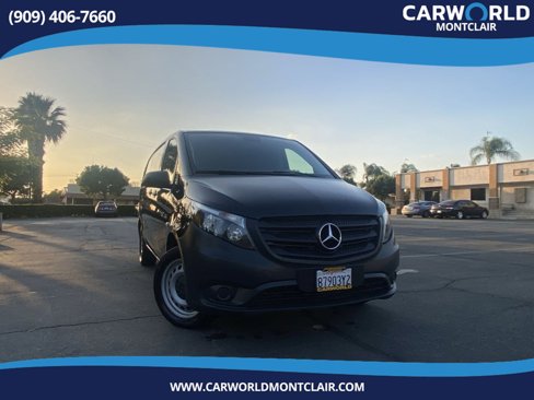 Used 2020 Mercedes-Benz Metris image 1