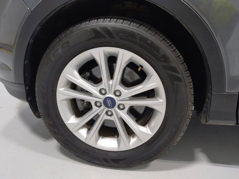 Used 2018 Ford Escape SEL w/ Ford Safe & Smart Package image 31