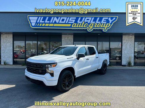 Used 2022 Chevrolet Silverado 1500 Custom w/ LPO, Dark Essentials Package image 1