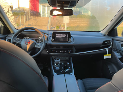 New 2026 Nissan Rogue SV image 8