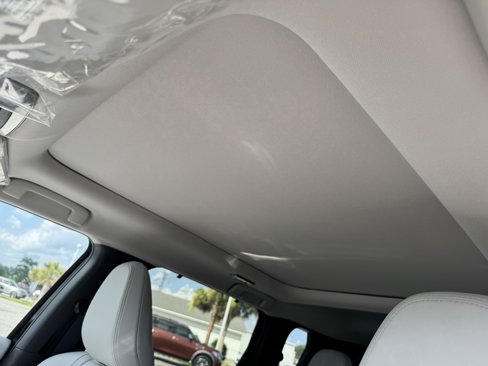 New 2025 Mitsubishi Outlander SEL image 10