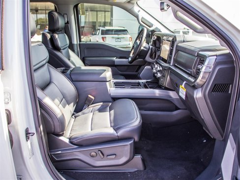 New 2025 Ford F350 Lariat w/ Lariat Ultimate Package image 13