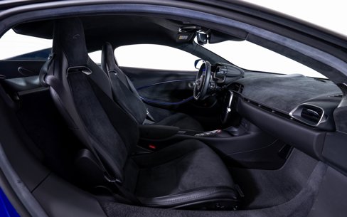 Used 2023 McLaren Artura image 19
