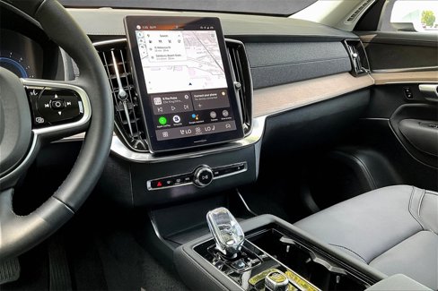 Certified 2025 Volvo XC90 B5 Core w/ Climate Package image 9