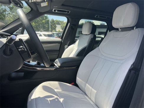 Used 2025 Land Rover Range Rover Sport Dynamic SE image 11