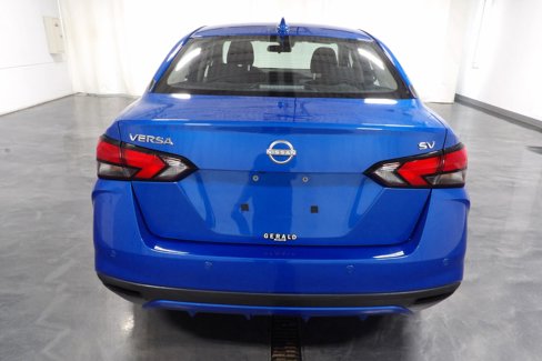 Used 2024 Nissan Versa SV w/ Trunk Package image 6