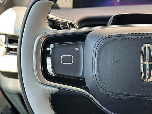 New 2025 Lincoln Navigator Reserve image 31