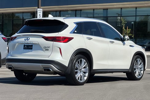 New 2022 INFINITI QX50 Sensory image 3