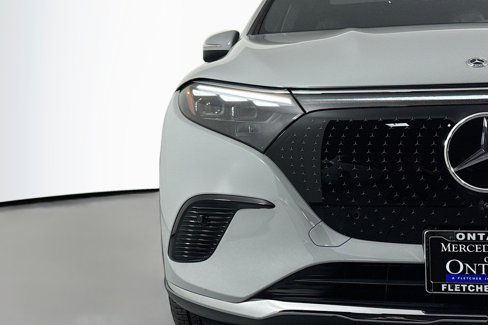 New 2026 Mercedes-Benz EQS 400 4MATIC SUV image 13