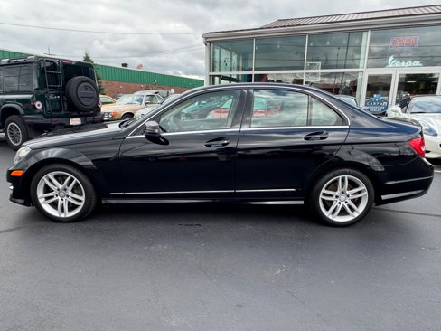 Used 2013 Mercedes-Benz C 300 4MATIC Sedan image 5