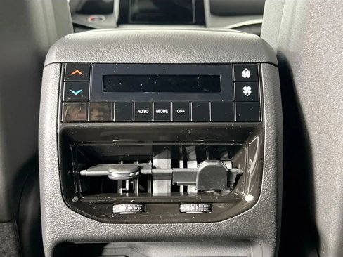 New 2025 Jeep Grand Cherokee L Laredo w/ Luxury Tech Group I image 26
