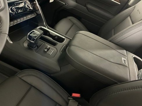 New 2026 GMC Sierra 1500 Denali w/ Denali Reserve Package image 17