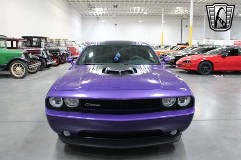 Used 2014 Dodge Challenger R/T image 2