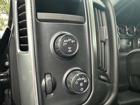 Used 2017 Chevrolet Silverado 1500 LT image 20