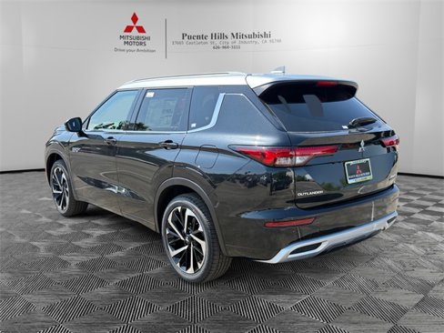 New 2025 Mitsubishi Outlander SEL image 7