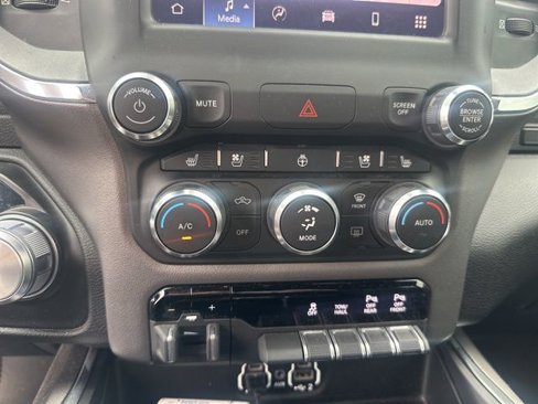 Used 2022 RAM 2500 Laramie image 14