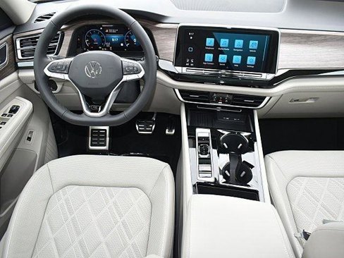 New 2025 Volkswagen Atlas SEL Premium R-Line image 10