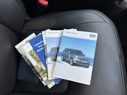 Used 2018 Land Rover Range Rover HSE image 30