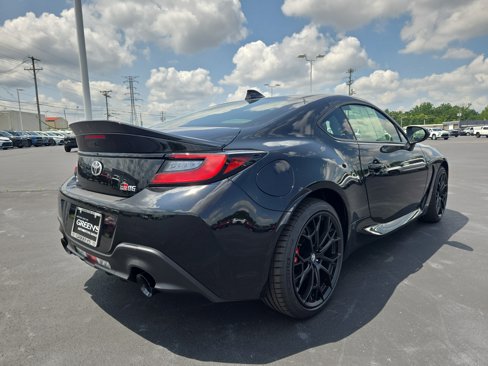 New 2025 Toyota GR86 Premium image 7