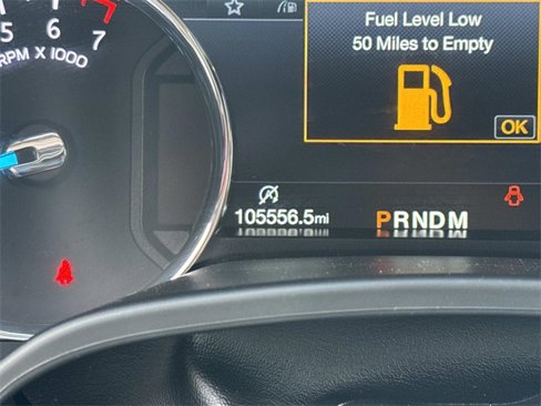 Used 2018 Ford Expedition Platinum image 2