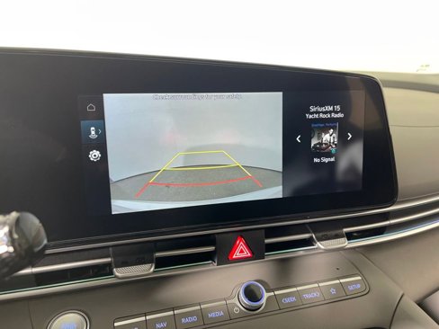 New 2025 Hyundai Elantra SEL image 23