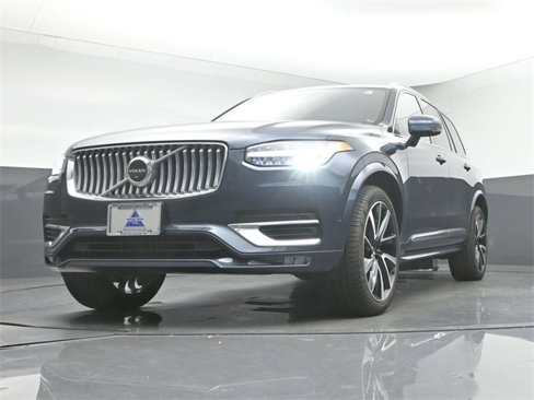 Used 2024 Volvo XC90 B6 Ultimate w/ Lounge Package image 40