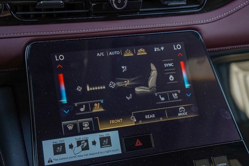 New 2026 INFINITI QX80 Autograph w/ Premium Cargo Package image 15