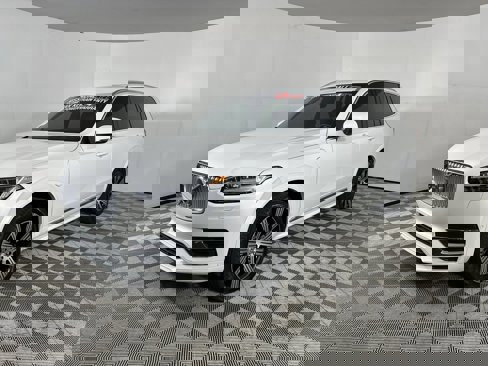 Used 2024 Volvo XC90 T8 Plus w/ Protection Package Premier image 6