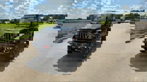 New 2024 Jeep Wrangler Sahara w/ Technology Group image 4