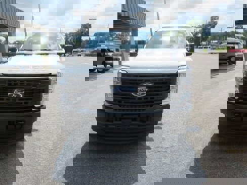New 2025 Ford F250 XL image 8