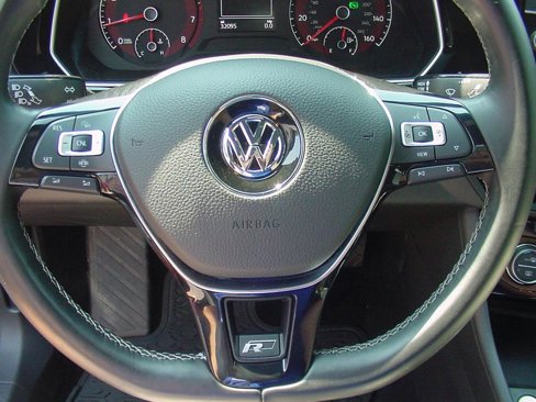 Used 2020 Volkswagen Jetta R-Line w/ R-Line Cold Weather Package image 14