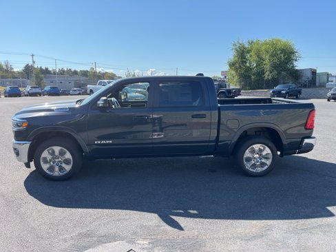 New 2026 RAM 1500 4x4 Crew Cab image 8