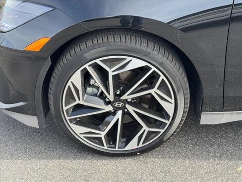 New 2025 Hyundai Ioniq 6 SEL image 9