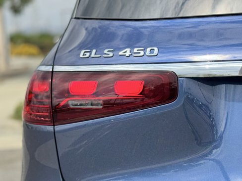 New 2026 Mercedes-Benz GLS 450 4MATIC image 11