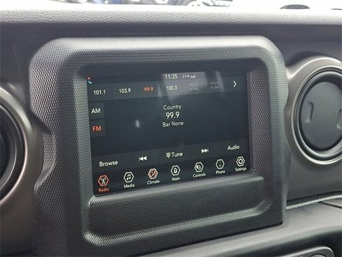 Used 2023 Jeep Gladiator Sport image 16