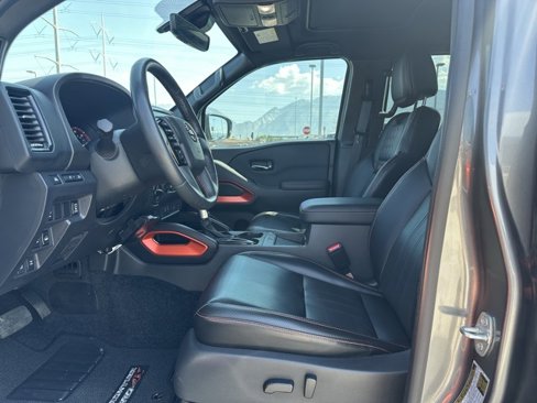 Used 2023 Nissan Frontier PRO-4X w/ Pro-4X Premium Package image 26