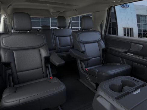 New 2025 Ford Expedition Max Platinum w/ Driver's Package image 11