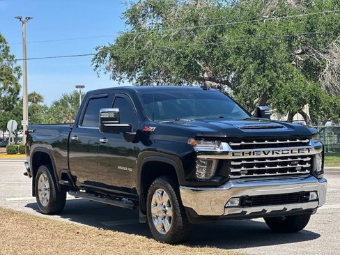 Used 2020 Chevrolet Silverado 2500 LTZ w/ LTZ Premium Package image 7