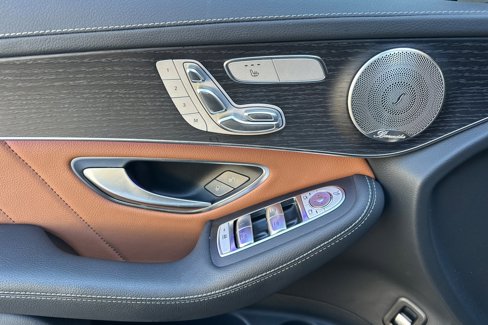 Used 2023 Mercedes-Benz GLC 300 4MATIC Coupe image 13