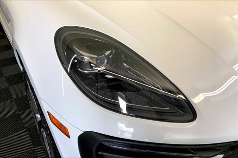 New 2026 Porsche Macan image 12