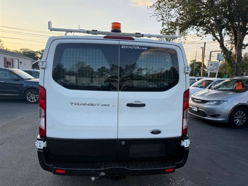 Used 2016 Ford Transit 250 130 Low Roof image 7