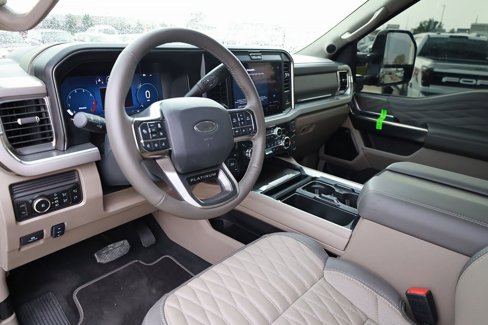 Used 2025 Ford F350 Platinum w/ Platinum Plus Package image 16