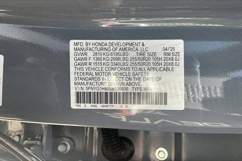 Used 2025 Honda Pilot Elite image 19